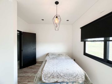 VENTA CASA DE 4 AMBIENTE EN BARRIO SAN SEBASTIAN