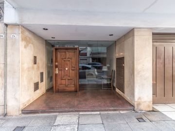 PISO DE 147 METROS EN CABALLITO COCHERA
