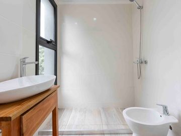3 AMBIENTES CASA DUPLEX COCHERA CANNING