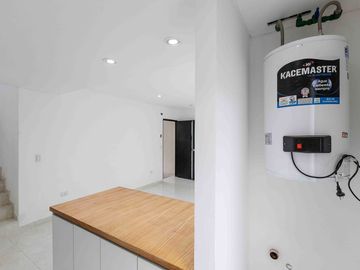 3 AMBIENTES CASA DUPLEX COCHERA CANNING