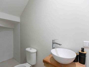 CASA 3 AMBIENTES DUPLEX COCHERA CANNING