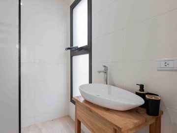 CASA 3 AMBIENTES DUPLEX COCHERA CANNING