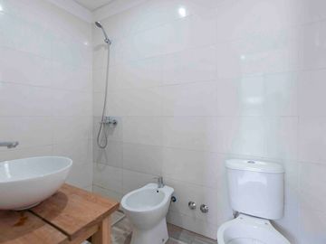 CASA 3 AMBIENTES DUPLEX COCHERA CANNING
