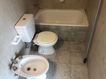 VENTA DEPARTAMENTO 2 AMBIENTES CON BALCON PISO 11