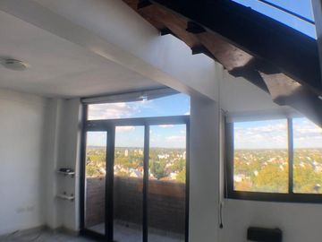 VENTA DEPARTAMENTO 2 AMBIENTES CON BALCON PISO 11