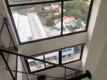 VENTA DEPARTAMENTO 2 AMBIENTES CON BALCON PISO 11