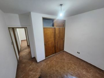 VENTA CASA 4 AMB EN MORENO CON PARQUE Y GARAGE