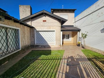 EL PALOMAR VENTA- CASA 4 amb con jardin y cochera