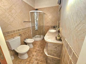 EL PALOMAR VENTA- CASA 4 amb con jardin y cochera