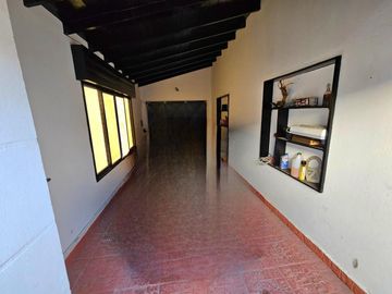 EL PALOMAR VENTA- CASA 4 amb con jardin y cochera