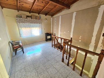 EL PALOMAR VENTA- CASA 4 amb con jardin y cochera
