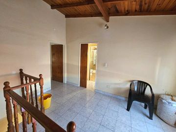 EL PALOMAR VENTA- CASA 4 amb con jardin y cochera