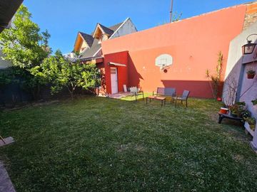 EL PALOMAR VENTA- CASA 4 amb con jardin y cochera