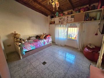 EL PALOMAR VENTA- CASA 4 amb con jardin y cochera