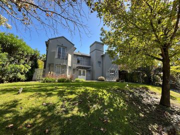 Venta Casa en Bo Septiembre con pileta