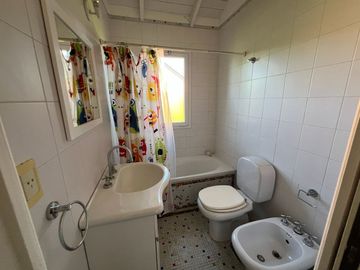 Venta Casa en Bo Septiembre con pileta
