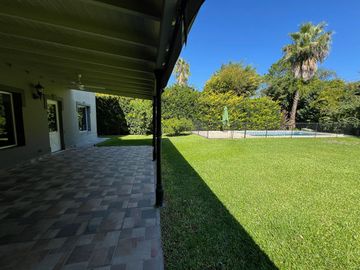 Venta Casa en Bo Septiembre con pileta