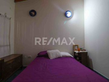 SE VENDE CASA CALLE SAN JUAN 872, NEUQUEN CAPITAL