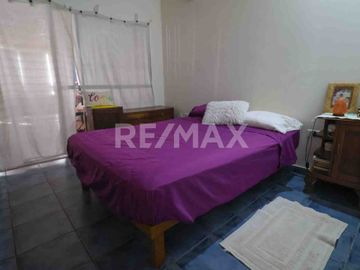 SE VENDE CASA CALLE SAN JUAN 872, NEUQUEN CAPITAL