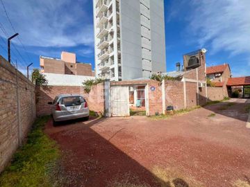 SE VENDE CASA CALLE SAN JUAN 872, NEUQUEN CAPITAL