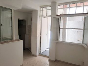 VENTA PH 2 AMB RECICLADO CON PATIO VALENTIN ALSINA