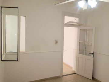 VENTA PH 2 AMB RECICLADO CON PATIO VALENTIN ALSINA