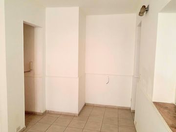 VENTA PH 2 AMB RECICLADO CON PATIO VALENTIN ALSINA
