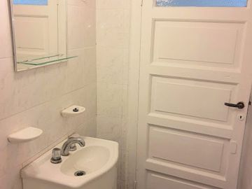 VENTA PH 2 AMB RECICLADO CON PATIO VALENTIN ALSINA