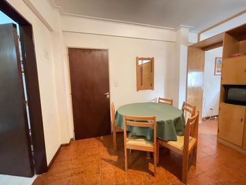 VENTA DPTO 2 AMBIENTES INTERNO A RECICLAR