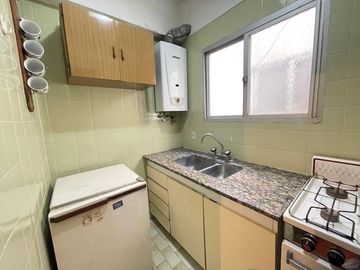 VENTA DPTO 2 AMBIENTES INTERNO A RECICLAR