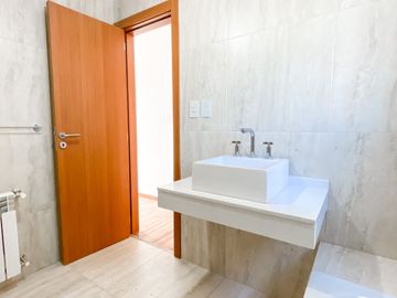 VENTA DEPARTAMENTO EDIFICIO VICTORIA CATEGORIA