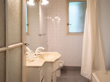 Venta departamento 3 ambientes con dep. Palermo