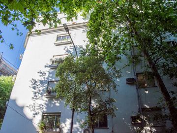 Venta departamento 3 ambientes con dep. Palermo
