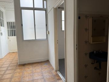 Venta departamento 3 ambientes con dep. Palermo