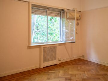 Venta departamento 3 ambientes con dep. Palermo