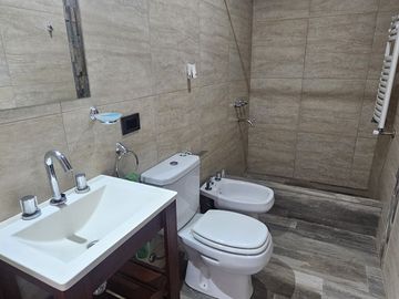 Venta Casa 7 ambientes en Fincas San Vicente
