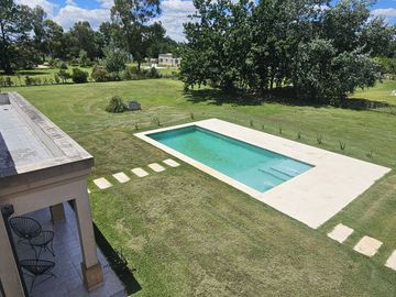 Venta Casa 7 ambientes en Fincas San Vicente