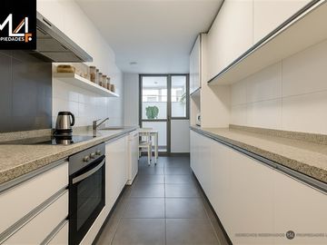 Departamento en Venta en Ampolas / Metro Colon