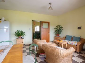 VENTA CASA MAS 2 DPTOS Y MONOAMBIENTE SMATA