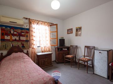 VENTA CASA MAS 2 DPTOS Y MONOAMBIENTE SMATA