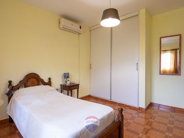 VENTA CASA MAS 2 DPTOS Y MONOAMBIENTE SMATA