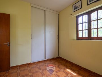 VENTA CASA MAS 2 DPTOS Y MONOAMBIENTE SMATA