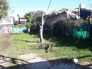 VENTA  LOTE  CON MEJORAS LIBERTAD MERLO FINANCIA