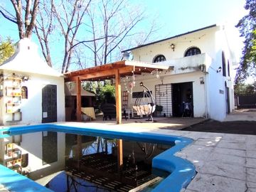 VTA CASA 5 AMB QUIN PILETA VILLA UDAONDO-APTA CRED