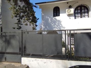VTA CASA 5 AMB QUIN PILETA VILLA UDAONDO-APTA CRED