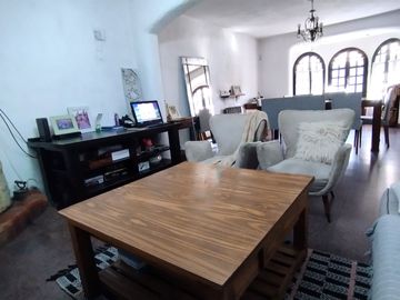 VTA CASA 5 AMB QUIN PILETA VILLA UDAONDO-APTA CRED