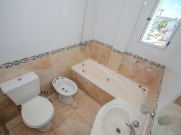 VENTA DEPTO 3 AMB  BALCÓN-TERRAZA 34MTS 1 COCHERA