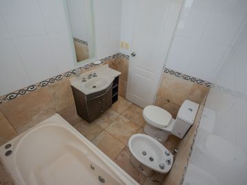 VENTA DEPTO 3 AMB  BALCÓN-TERRAZA 34MTS 1 COCHERA