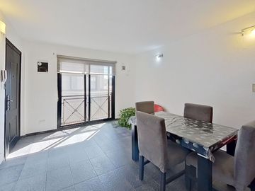 Venta departamento 3 amb tipo duplex Sarandí