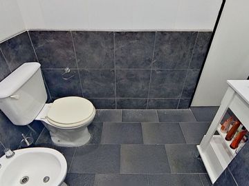 Venta departamento 3 amb tipo duplex Sarandí